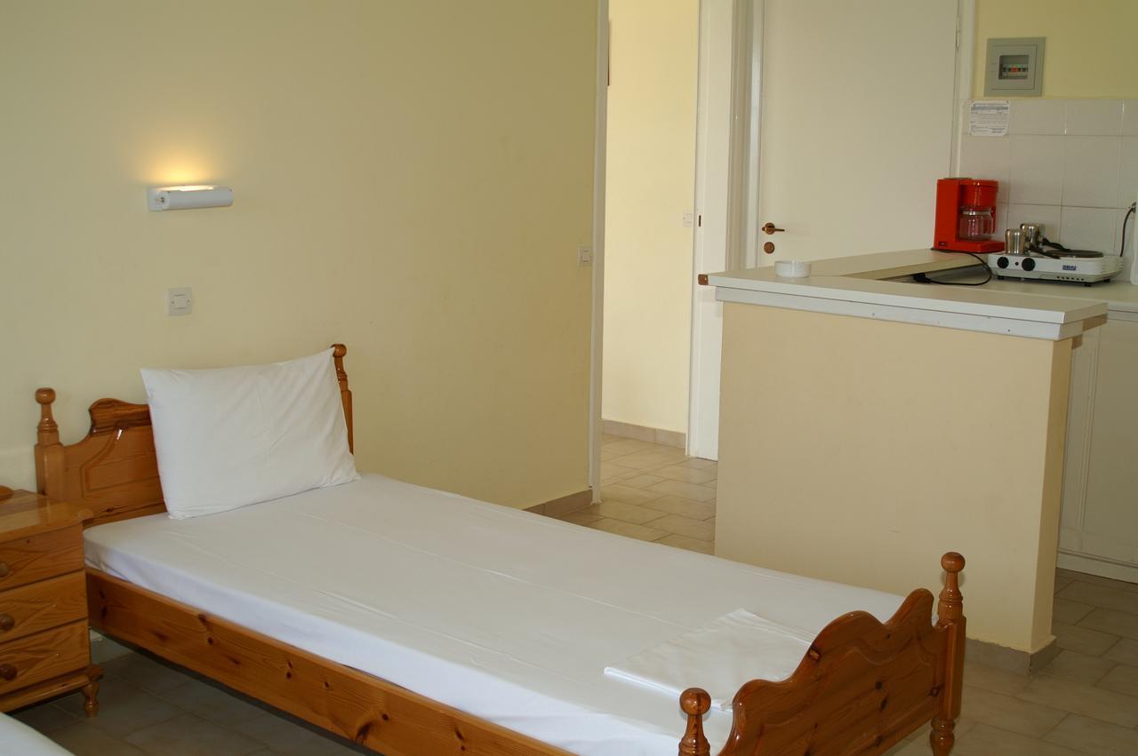 Pansion Tonia Aparthotel Zákynthos by Eksteriør bilde
